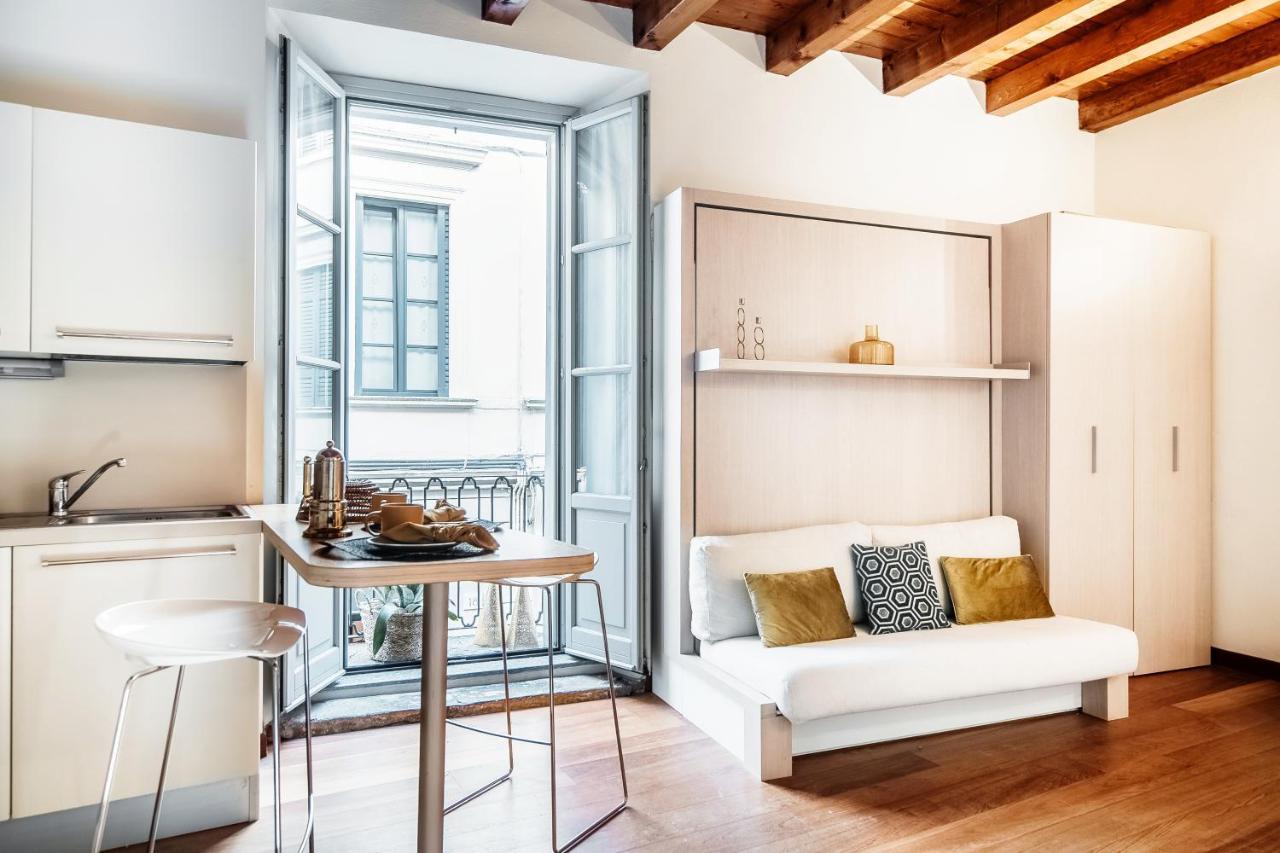 Del Pero Suite - by MyHomeInComo Exterior foto